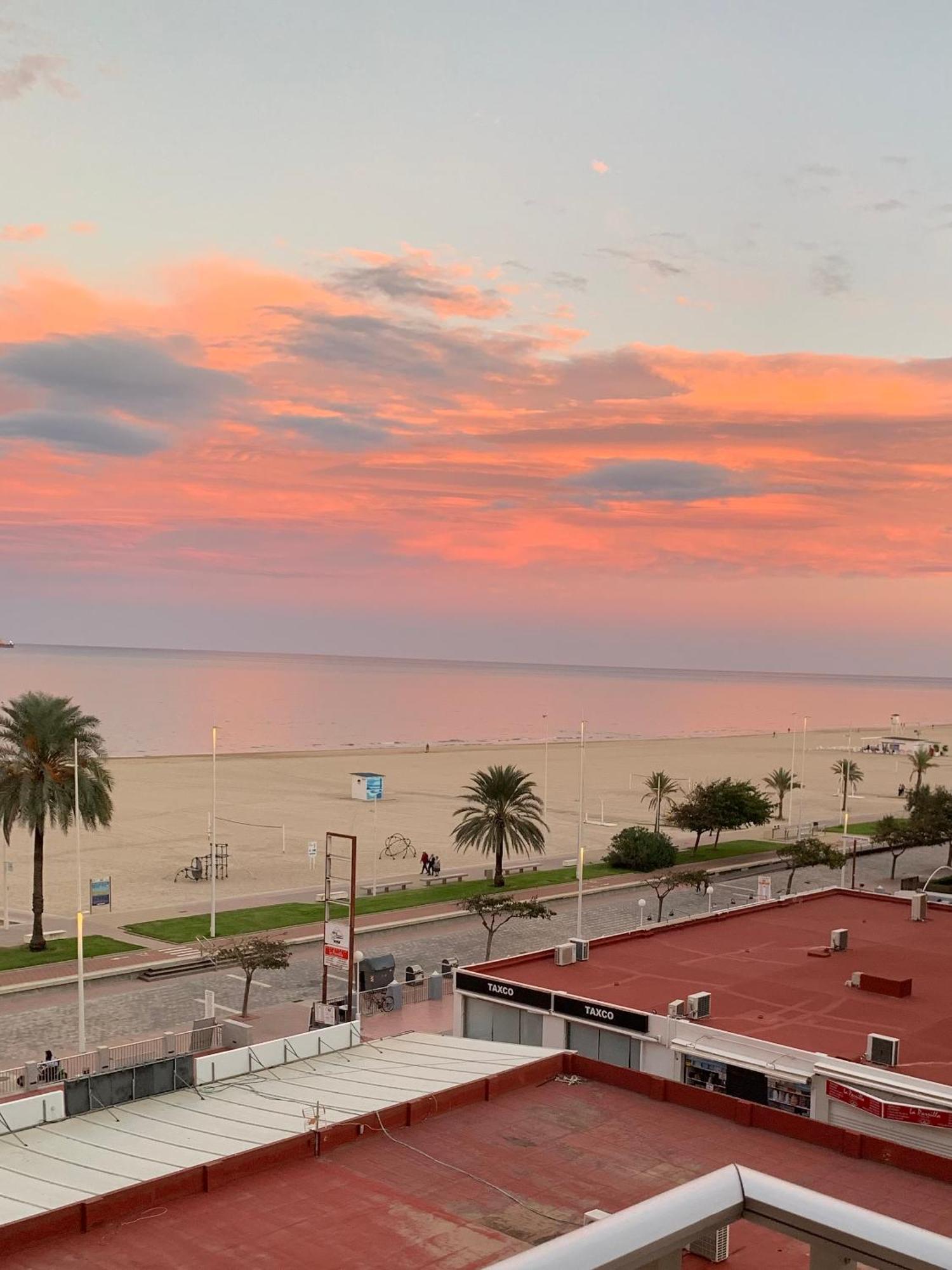 Con vistas al Mediterráneo Playa de Gandía Exterior foto